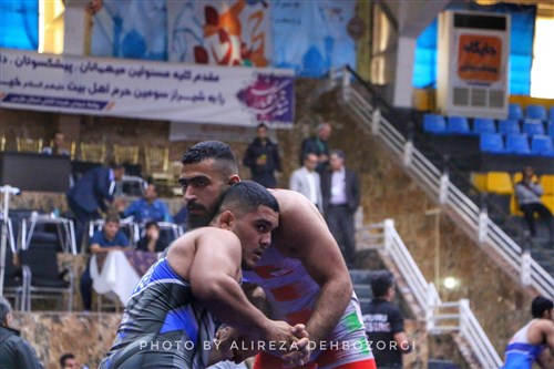 رقابت های کشتی فرنگی جوانان قهرمانی کشور – شیراز (گزارش تصویری - 4)